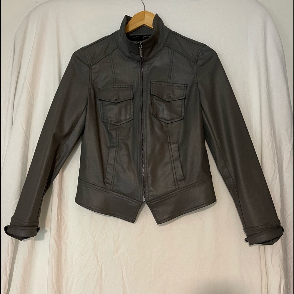 Cropped Pocket Jacket